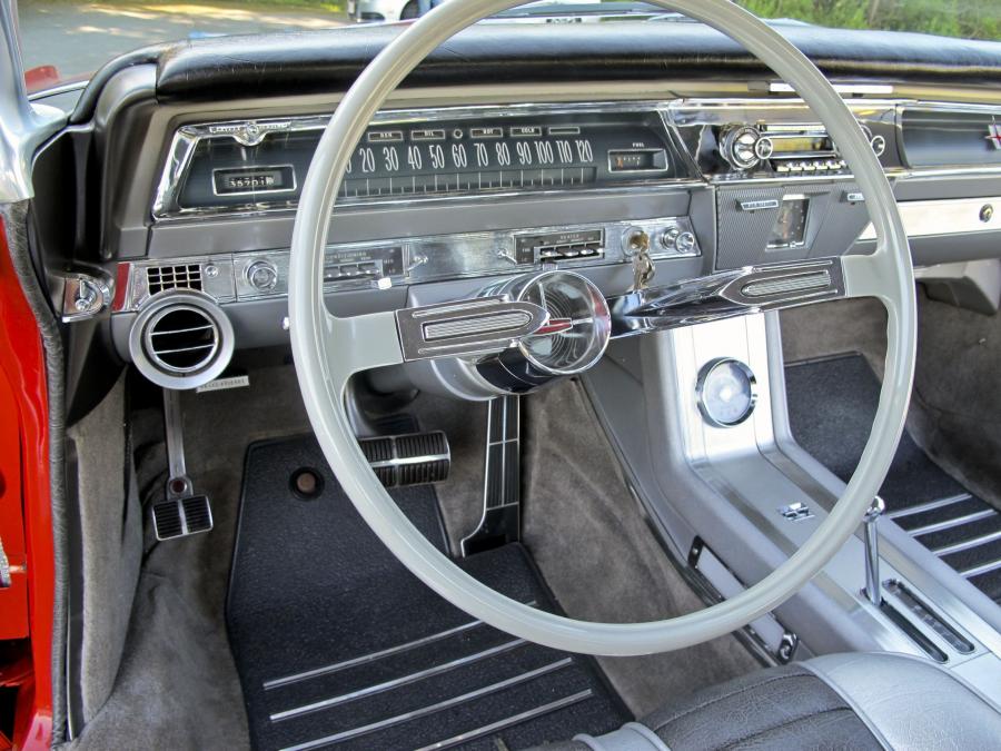  Oldsmobile Starfire Hardtop Coupe 1962 года  (фото 25 из 30)